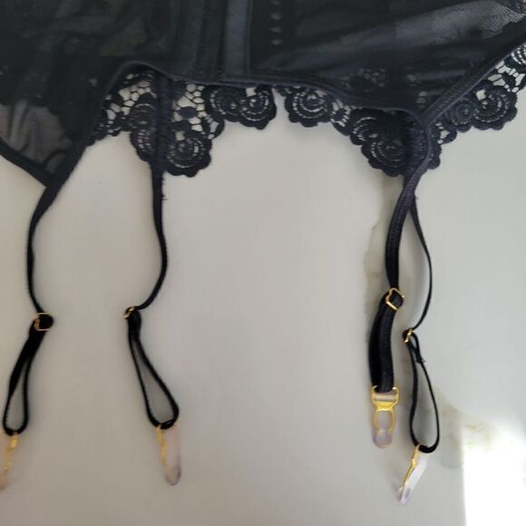 NEW Frederick's bustier Intimate Bra mesh size M - Picture 5 of 10